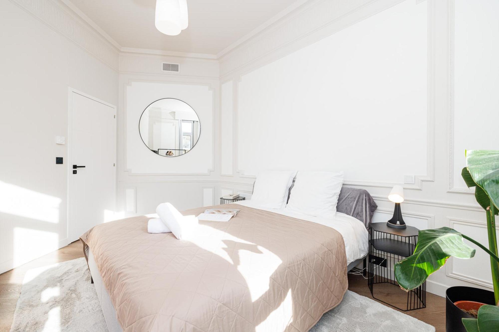 Vacances Au Palace - Happy Rentals Ментона Экстерьер фото